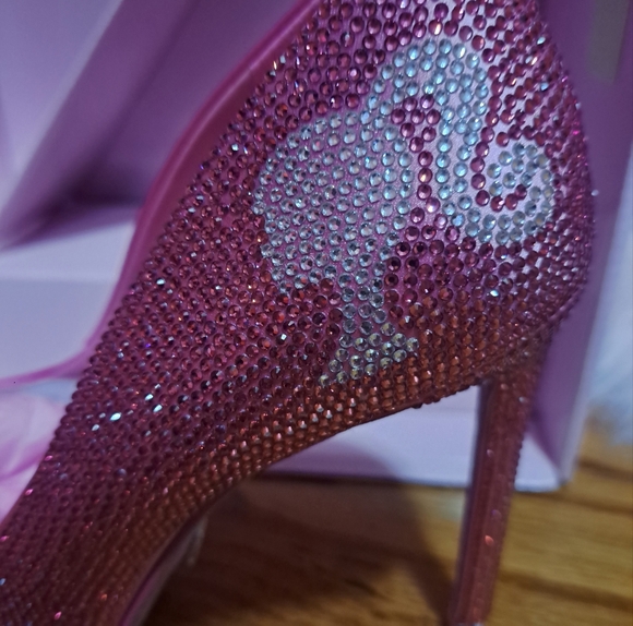 NEW!! ALDO X BARBIE DREAMHOUSE STILETTOS - Picture 8 of 12